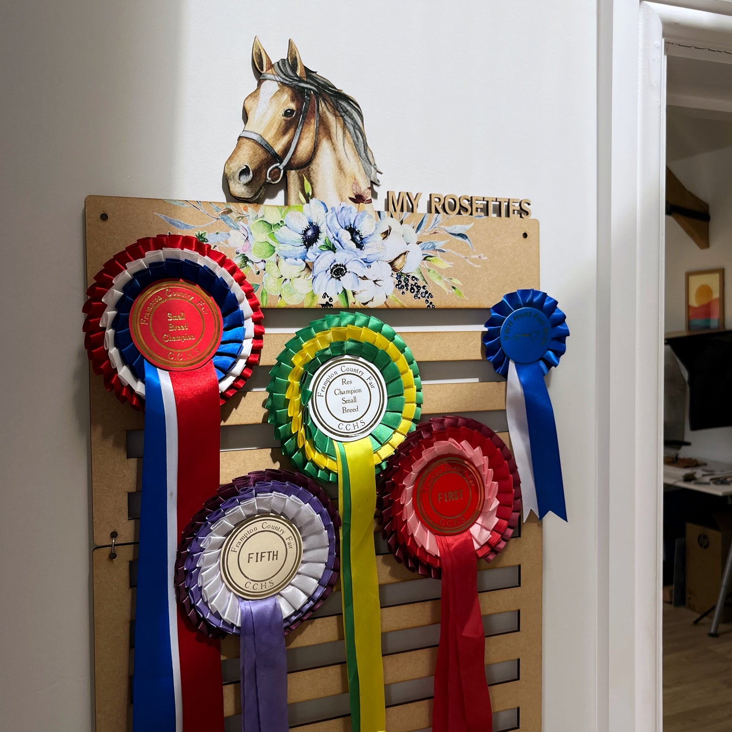 Horse Rosette Display Board, Extra long display, UV printed horse with floral detail. The Bespoke Workshop