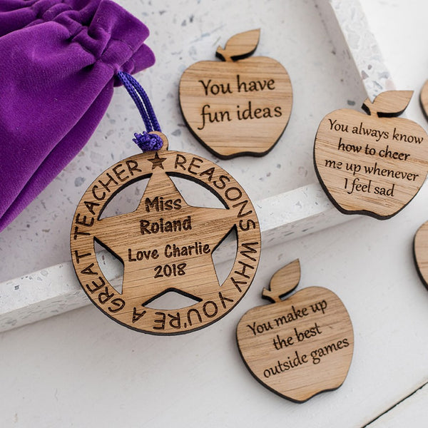 10 Wooden Personalised Apples with Customized Tag in Velvet Bag