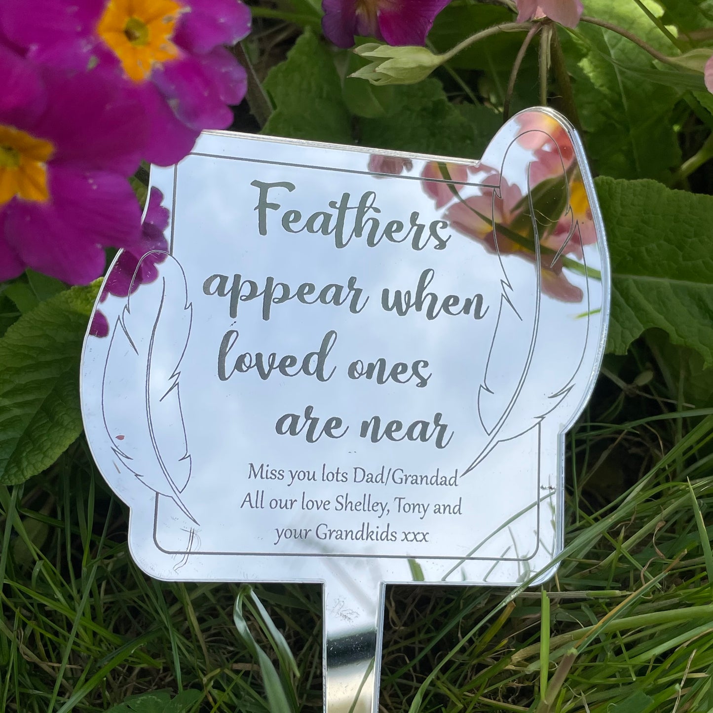 'Feathers appear when loved ones are near' Remembrance Decoration with Stake